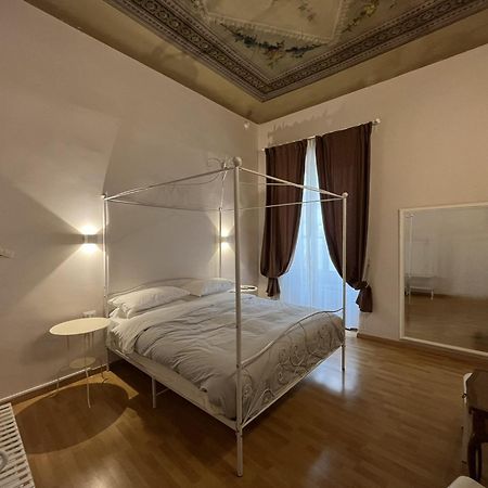 フィレンツェ ダンテ アリギエーリ Bed & Breakfast エクステリア 写真