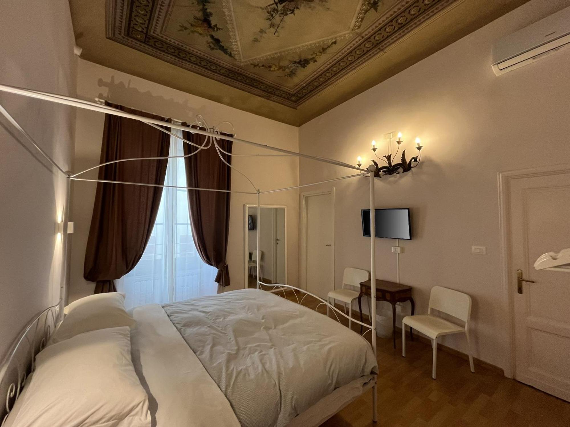 フィレンツェ ダンテ アリギエーリ Bed & Breakfast エクステリア 写真